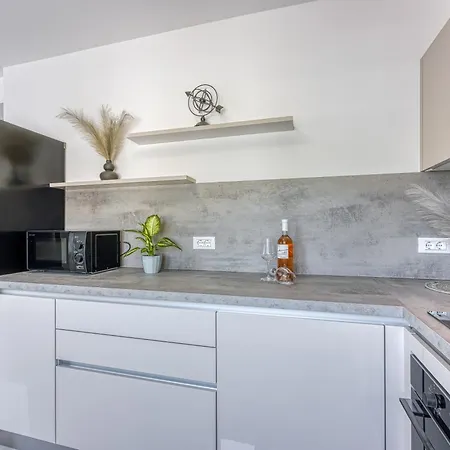 Apartment Luana With Private Pool Poreč Zewnętrze zdjęcie