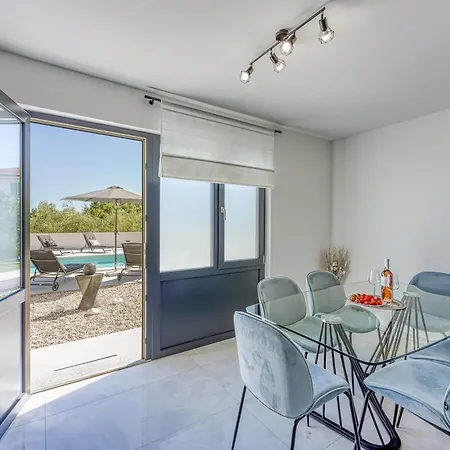 Apartment Luana With Private Pool Poreč Zewnętrze zdjęcie